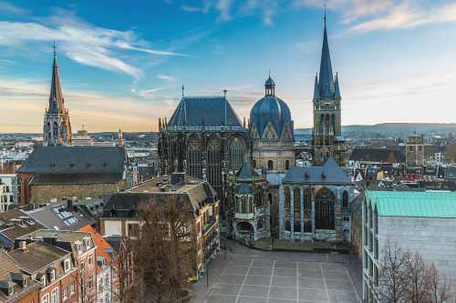 Ideal für Gruppenaktivitäten und Gruppenangebote in Aachen: Blick über die Aachener Altstadt